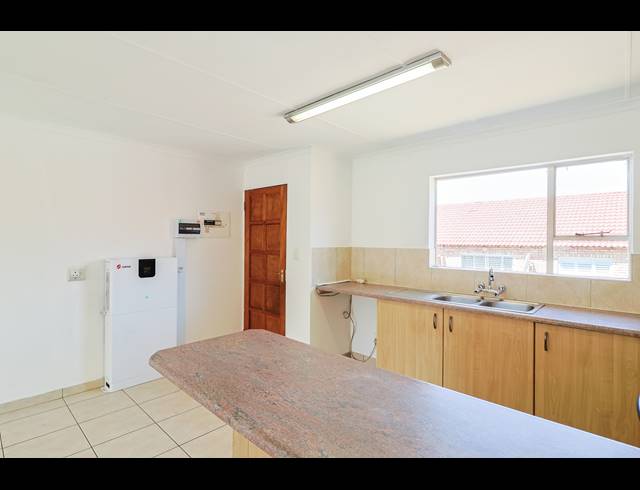 2 BEDROOM APARTMENT FOR SALE IN LIEFDE EN VREDE
